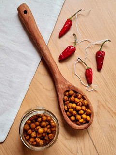 Una foto de Snack saludable de garbanzos especiados al horno