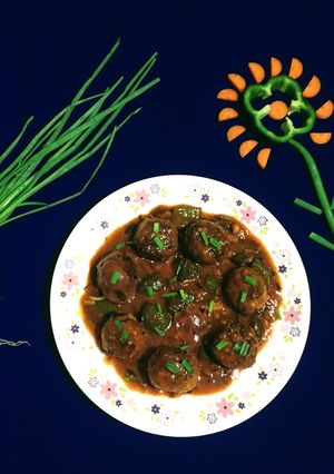 A picture of Vegetable Manchurian.
