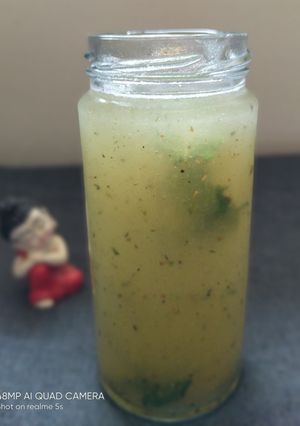 આમપન્ના (Aam Panna Recipe In Gujarati) રેસીપી મુખ્ય ફોટો