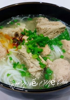 Hình của món Bún Mọc sườn non.