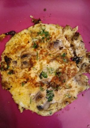 A picture of Egg, cheese & mushroom omelette.