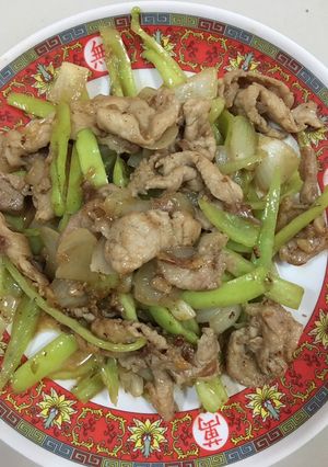 รูปของ “ผัดพริกหยวกหมูหมัก”