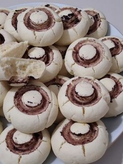 A picture of Mushroom Cookies.