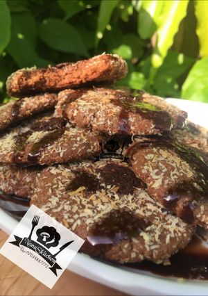 A picture of Flourless Choco coconut cookies 🍪.