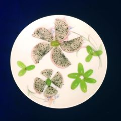 A picture of Dragon Fruit Salad.