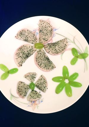 A picture of Dragon Fruit Salad.