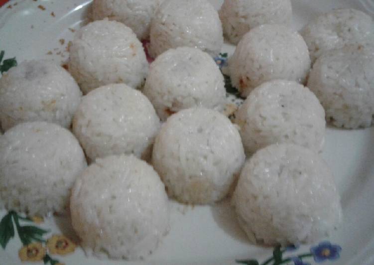 Ketan abon ikan