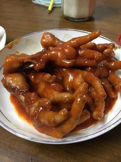 Hình của món Chân gà sốt cay.