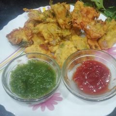 Mint & Coriander Fritters A picture of Mint & Coriander Fritters.