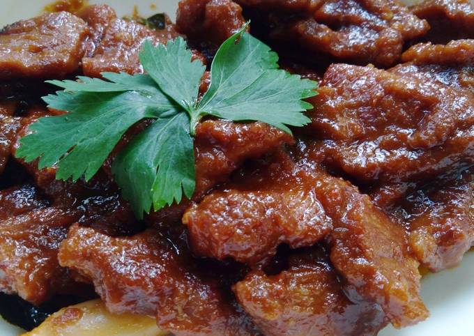 Resep: Kalio daging sapi Untuk Jualan