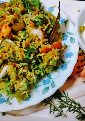 A picture of Leftover rice with mixveg Briyani.