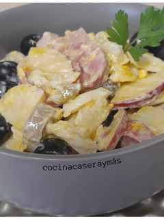 Una foto de Ensalada Alemana con manzana