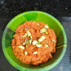 A picture of Authentic gajar ka halwa with khoya.