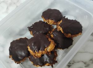 Una foto de Galletas de Coco y Plátano