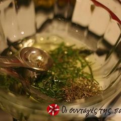 A picture of Olive oil with five flavors.