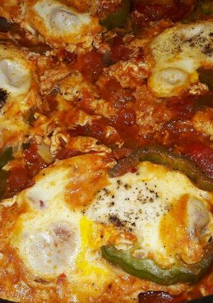 A picture of Shakshuka.