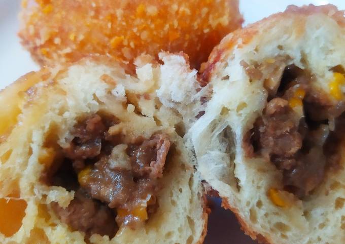 Bagaimana Menyiapkan Roti Goreng Isi Daging yang Menggugah Selera