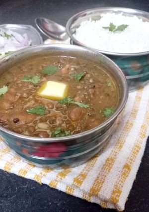 दाल मखनी (Dal Makhani recipe in Hindi) रेसिपी मुख्य फोटो