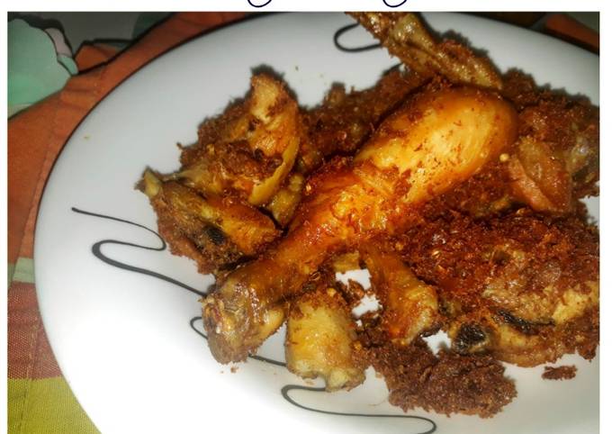 Ayam Goreng Serundeng