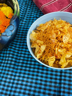 સેવ પૌવા (Sev Pauva Recipe In Gujarati) રેસીપી મુખ્ય ફોટો