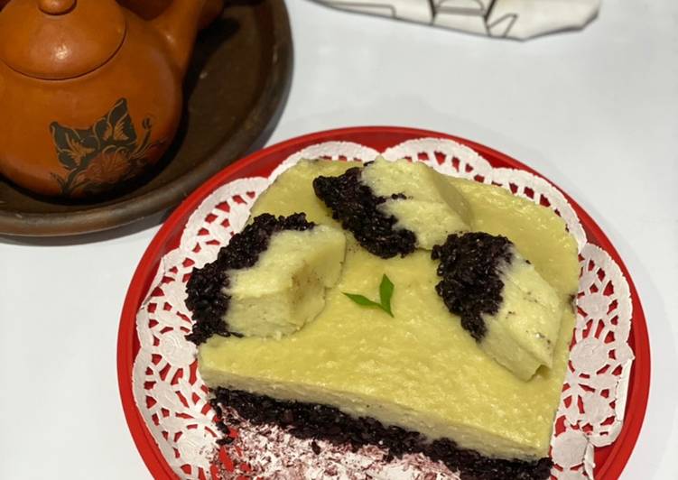 Masakan Populer Kue Talam Ketan Hitam Sedap