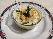 Una foto de sopa de pollo de honduras