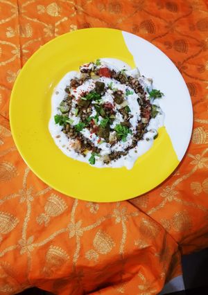 A picture of Curd sprouts chaat.