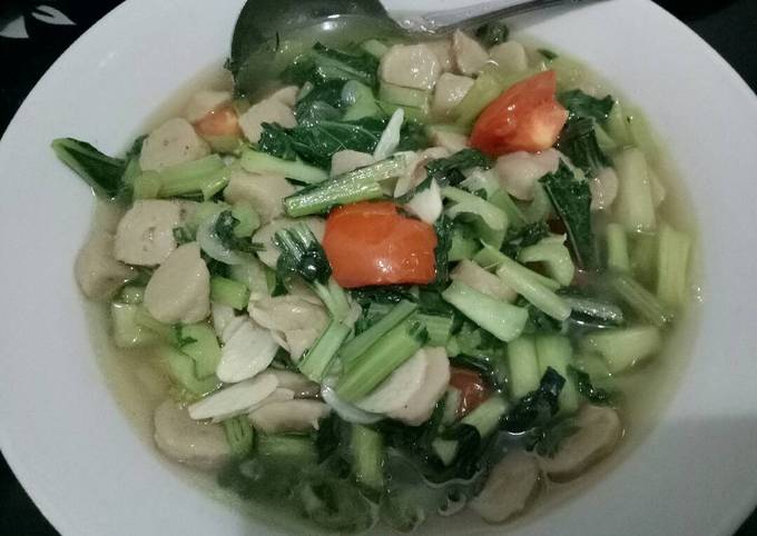 Cara gampang buat Kuah bening sawi+baso seger 👍 yang sempurna