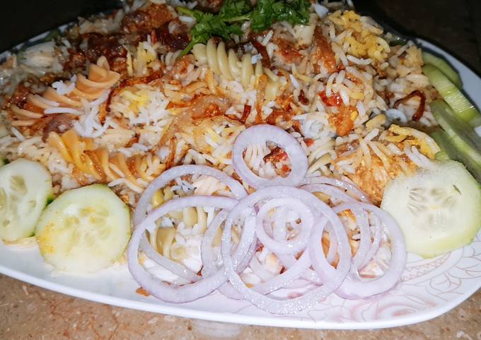 Pasta chicken biryani