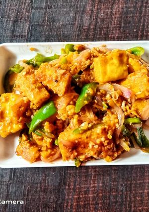 ઢોકળા ચીલી ડ્રાય (Dhokla Chili Dry Recipe In Gujarati) રેસીપી મુખ્ય ફોટો