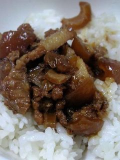 Fa Fa ~ 💯 拌麵,拌飯 私廚滷肉鍋 的食譜成品照片