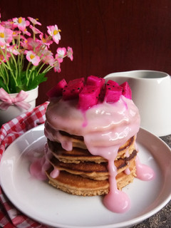 Foto resep Pancake saus buah naga
