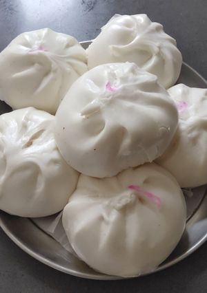 A picture of Steamed Pork Buns.