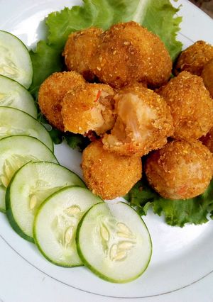 A picture of Yam balls ii.
