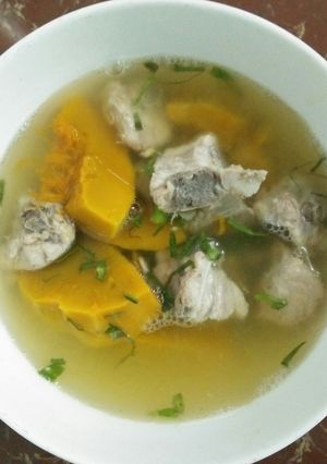 Hình của món Canh bí đỏ nấu xương!.
