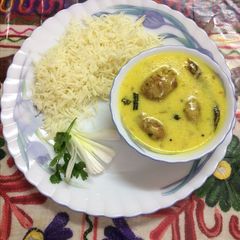 A picture of Kadi chawal.
