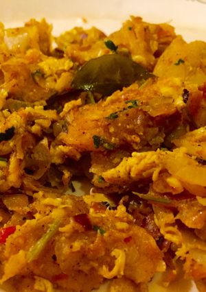 A picture of Malabar kothu parotta (Egg minced bread).