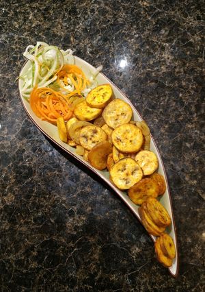 কলা ভাজা (kola bhaaja recipe in Bengali) রেসিপির প্রধান ছবি