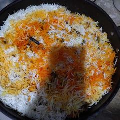 A picture of Bachye ki goast ki biryani.