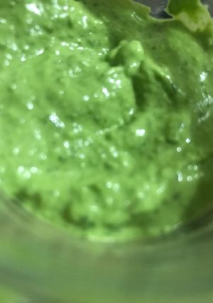 Una foto de Salsa verde de perejil