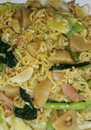 Foto resep Mie goreng bakso #Bikinramadanberkesan