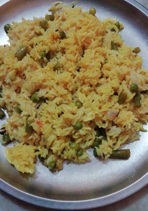 A picture of Namkeen chawal.