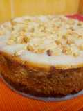 Tarta de queso, chirimoya y nueces de brasil