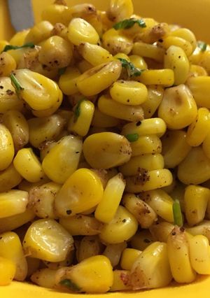 A picture of Boiled Sweet Corn.