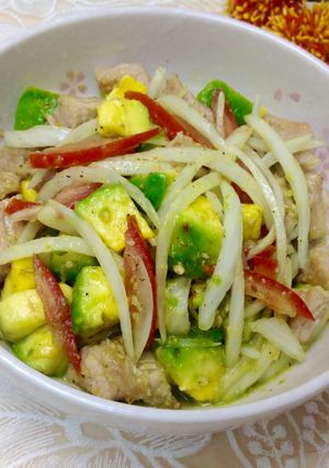 堅果醬酪梨松板豬 的食譜成品照片