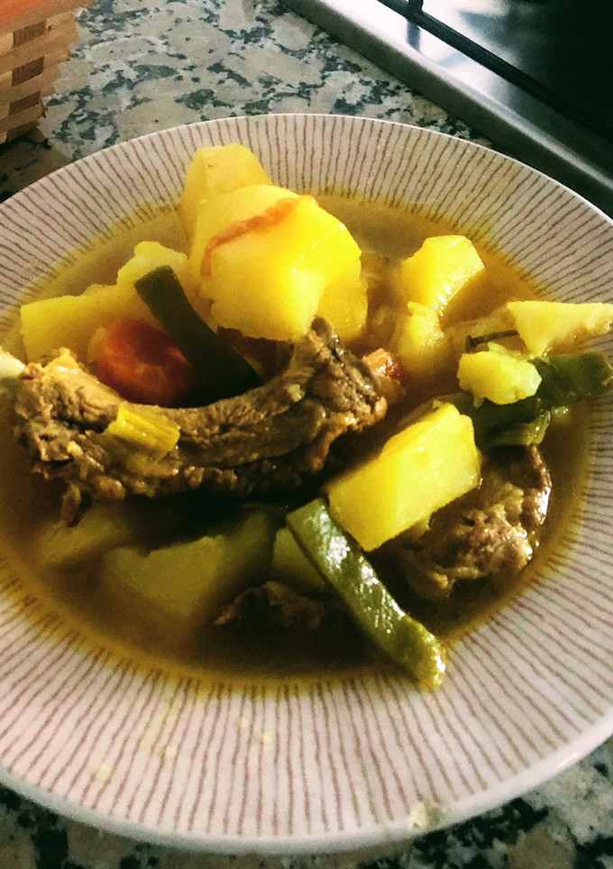 Una foto de Costillas guisadas en olla exprés