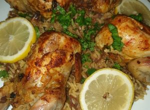 صورة لوصفة (طائر السمان) محشي بالارز 🍚 والشعيرية(طريقتي) Les caille