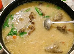 Hình của món Lẩu cháo chim câu.