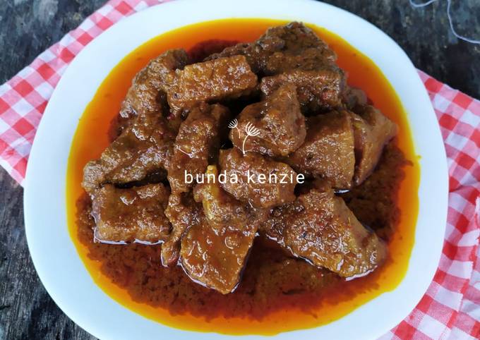 Lapis daging sapi