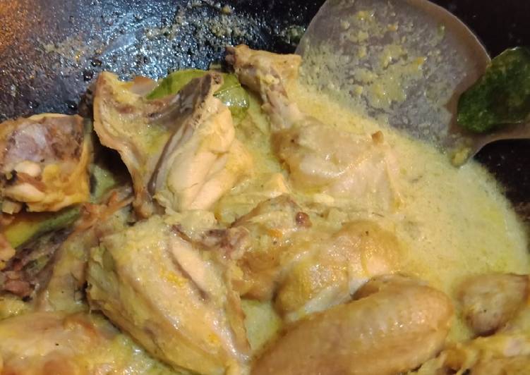 Cara mudah meracik Opor ayam super simpel yang Enak